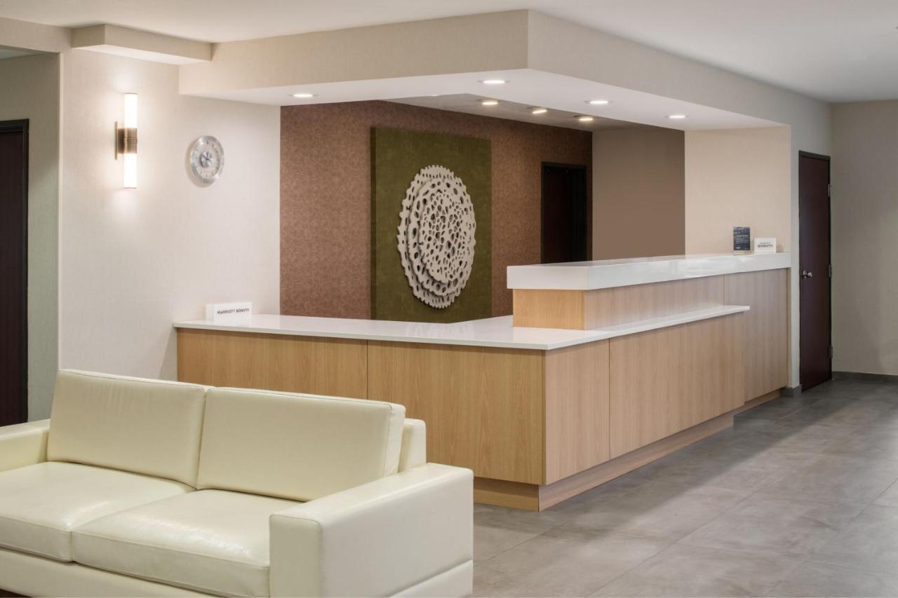 Fairfield Inn & Suites By Marriott Portland Airport Exterior photo